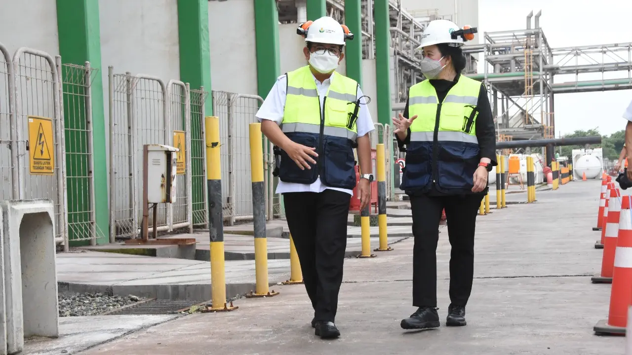 Ketua DPR RI Puan Maharani kunjungan kerja ke pabrik Amoniak-Urea I B Petrokimia Gresik, Jawa Timur, Rabu (2/3/2022).