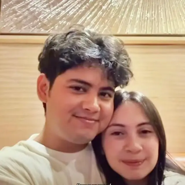 Kedekatan Richelle dan Aliando siaran langsung bersama