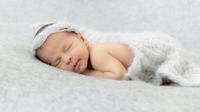 Ilustrasi bayi perempuan. (Photo by Luna Summer from Pexels)