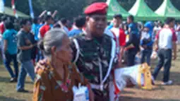 Kopassus Gelar Pasar Murah