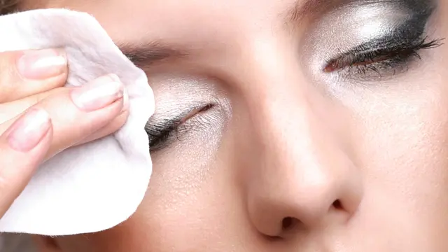 [Bintang] Bulu Mata Rontok? Hindari 5 Kebiasaan yang Anda Tidak Sadari