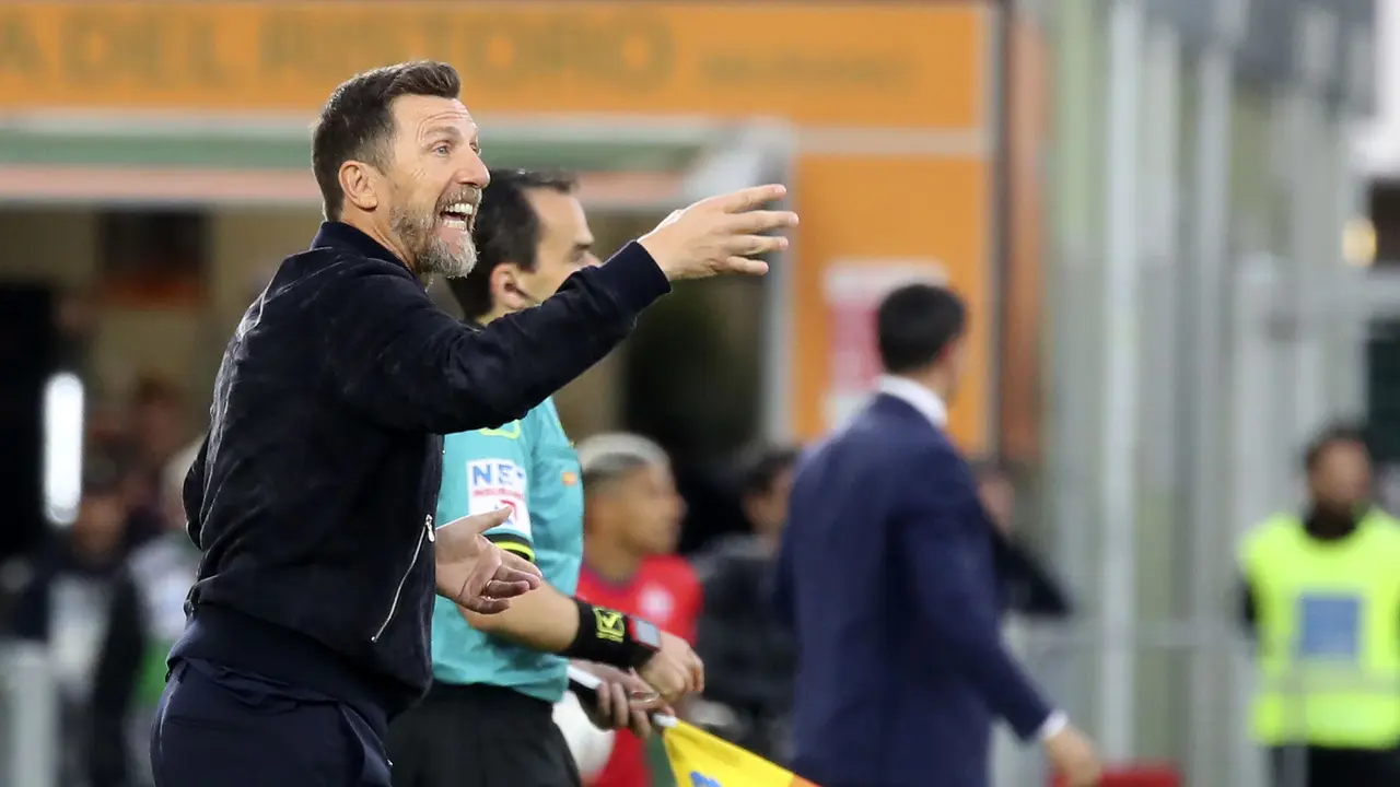 Foto: Perjuangan Jay Idzes dan Kolega untuk Bawa Venezia Mentas dari Zona Degradasi Liga Itaia