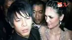 Kemkominfo bekerja sama dengan Polri telah berhasil mengidentifikasi pemosting pertama video porno mirip artis. Pelaku diduga tidak hanya satu orang. 