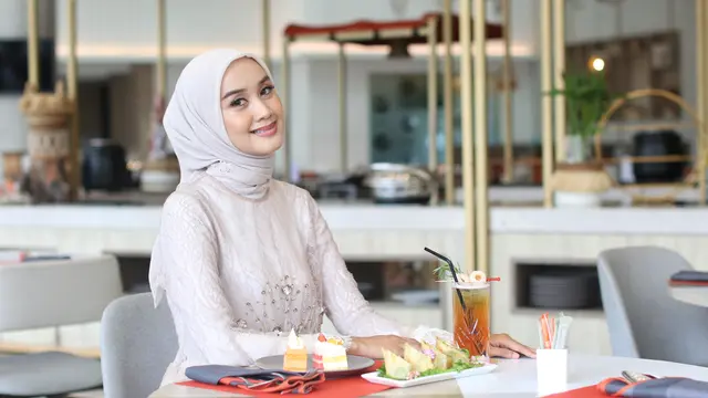 wanita february ramadan menguatkan