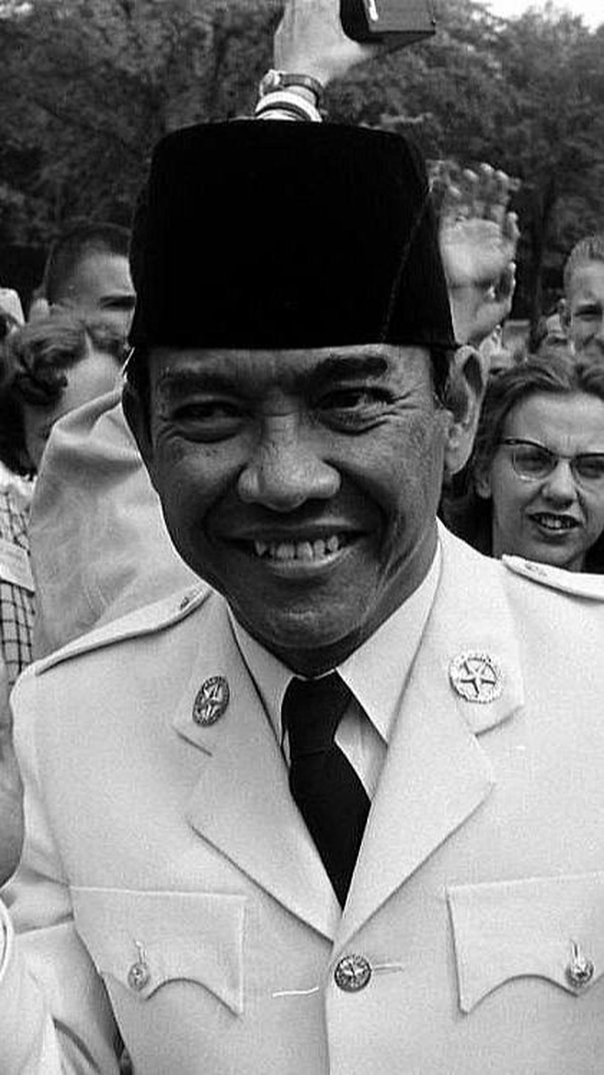 Kata-kata Bijak Soekarno tentang Anak Muda