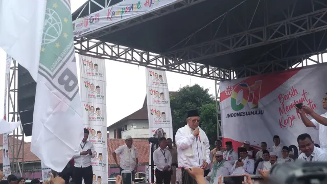 Kampanye di Bogor, Ma'ruf Amin Pakai Hoodie dan Sarung