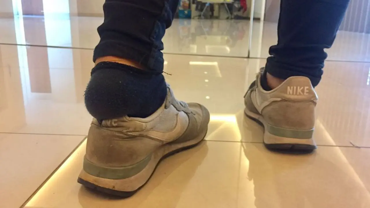 Guys, Jangan Pernah Injak Bagian Belakang Sepatumu Mulai Saat Ini