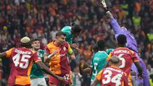 Duel Galatasaray vs Liverpool di Ali Sami Yen Stadium di matchday 2 league phase Liga Champions 2025/2026, Rabu (01/10/2025) dini hari WIB. (AP Photo/Francisco Seco)
