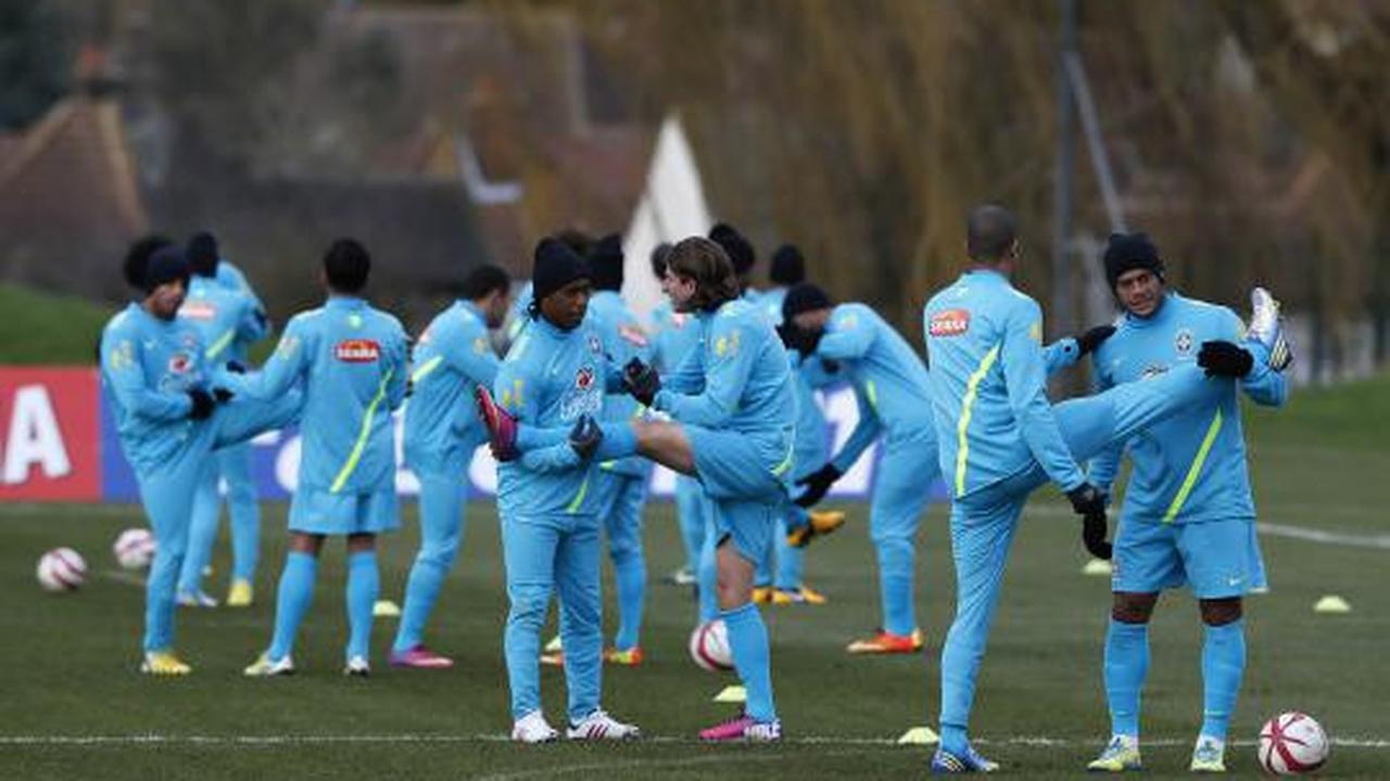 Persiapan tim 'Samba' menghadapi Timnas Inggris