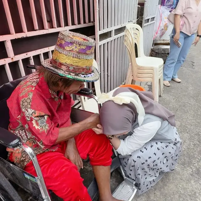 6 Potret Ria Ricis Bertemu Pak Tarno,