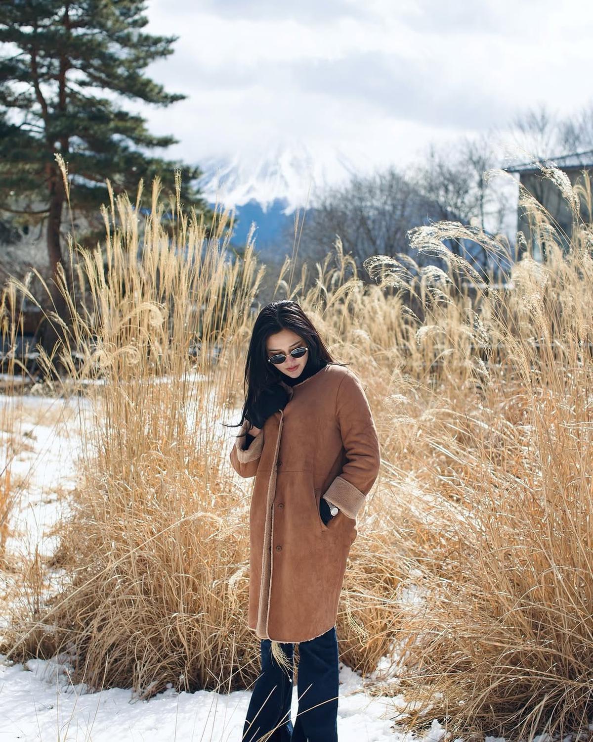 Potret Cantik Bella Bonita Liburan ke Jepang, Happy Banget Main Salju