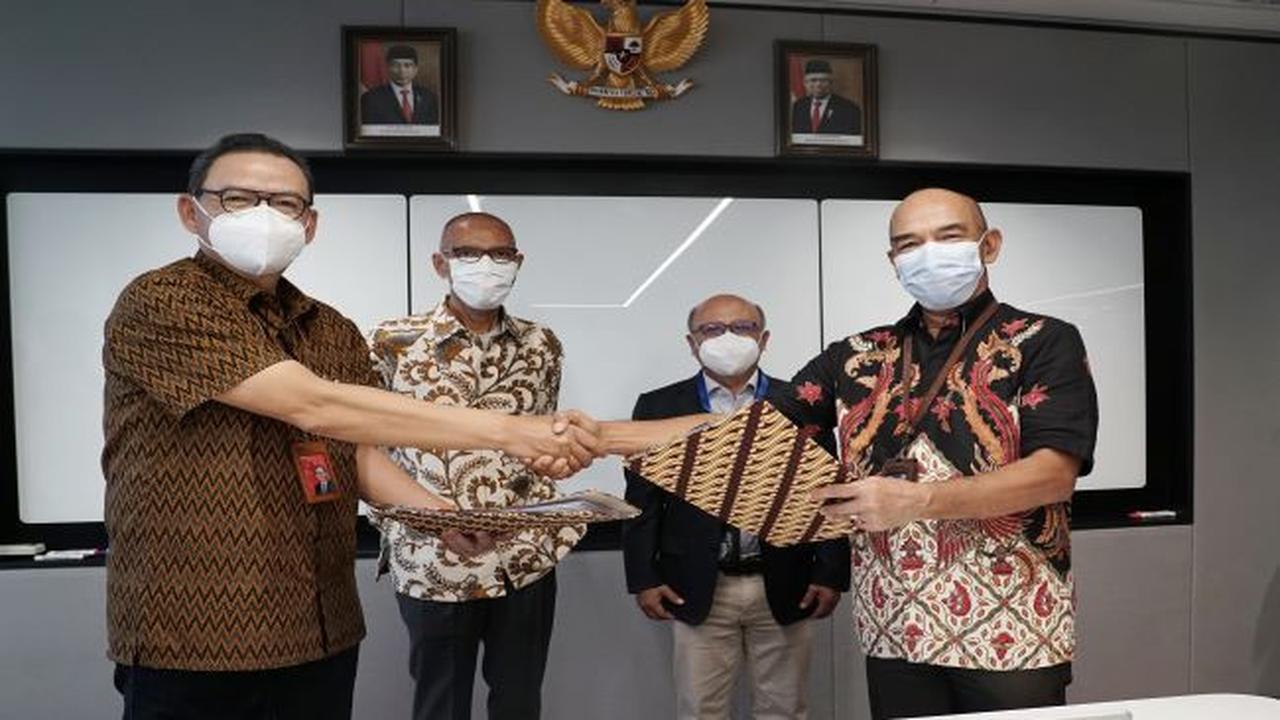 PT Asuransi Jiwa IFG bersama PT Asuransi Jiwasraya (Persero) teken akta pengalihan portofolio pertanggungan (polis). (Foto: IFG)