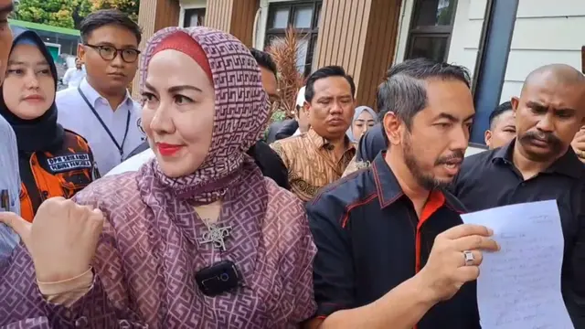 Venna Melinda dan Sunan Kalijaga