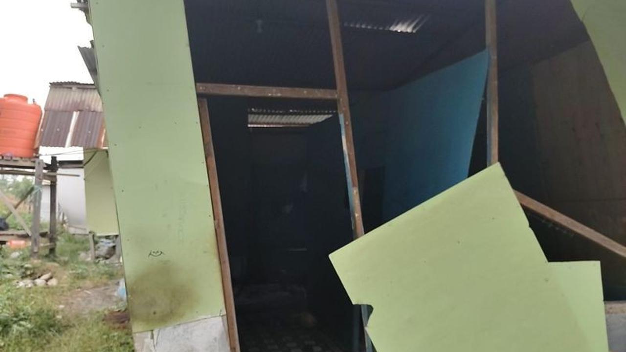 Tanah Bergerak Morowali: Ratusan Jiwa Mengungsi Akibat Aktivitas Ekskavator di Fatufia