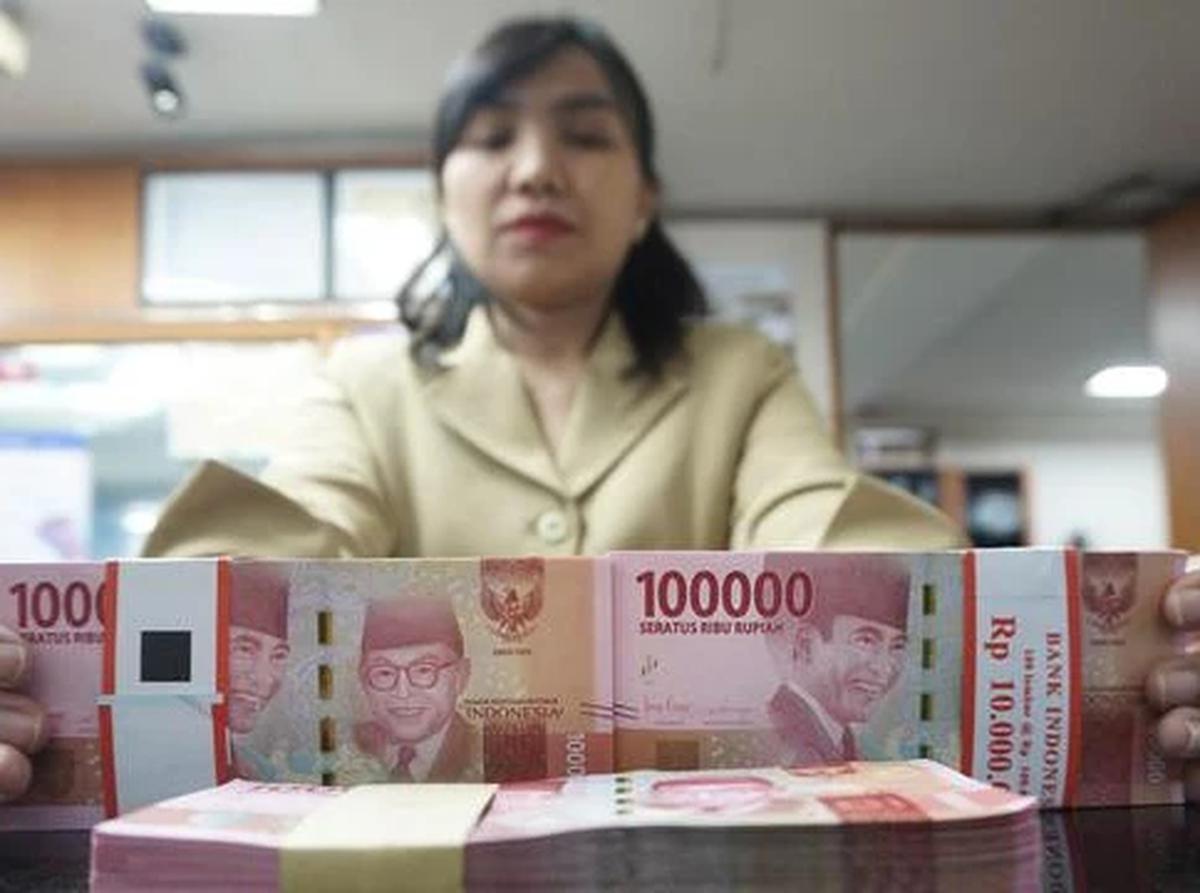 Rupiah Bakal Tertahan di Rp 16.450 pada 2026 Tertekan Suku Bunga The Fed