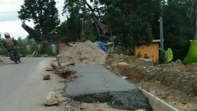 Pelebaran jalan