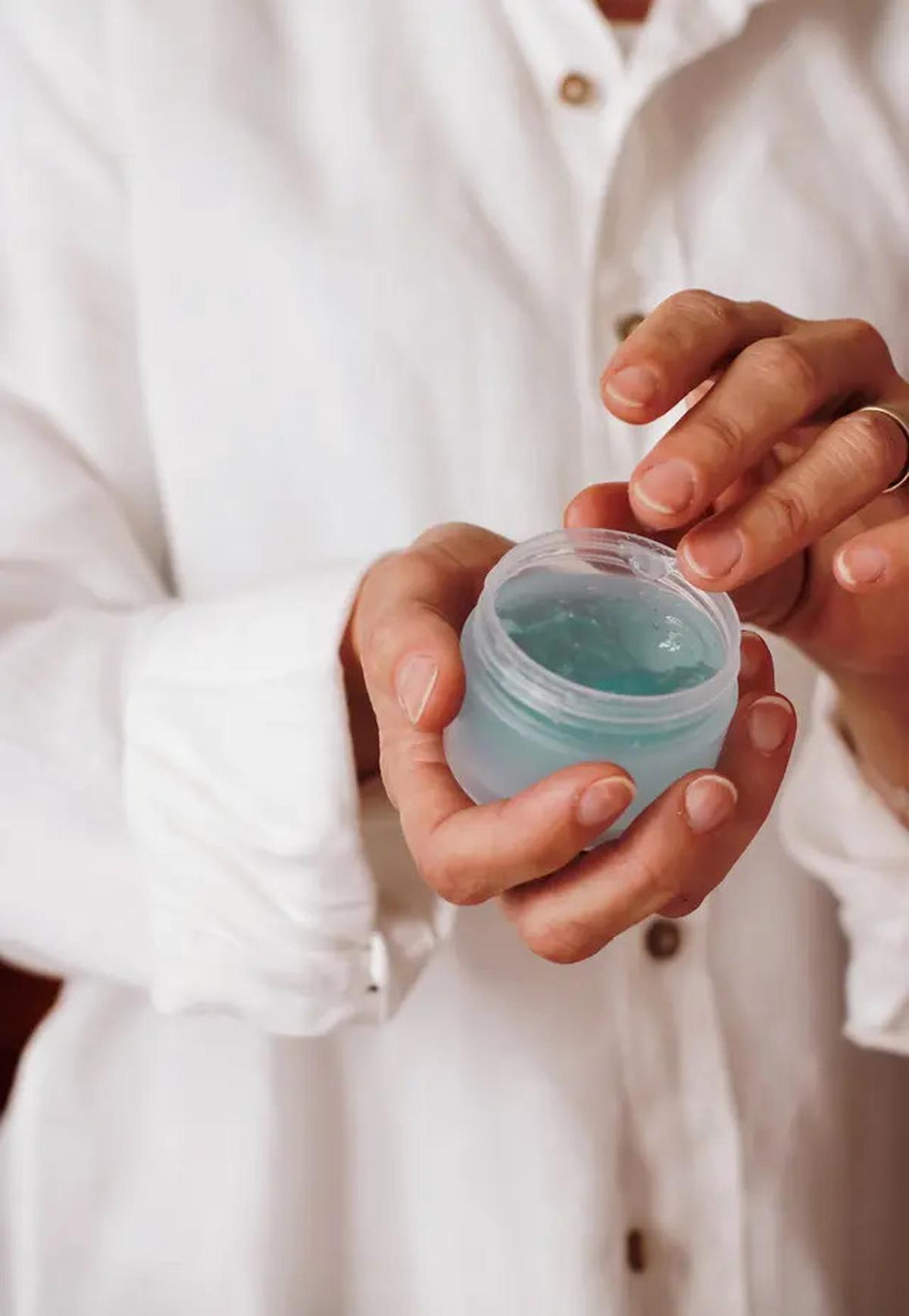 Cara Mengatasi Kemerahan pada Wajah dengan Masker Aloe Vera dan Bubuk Kunyit