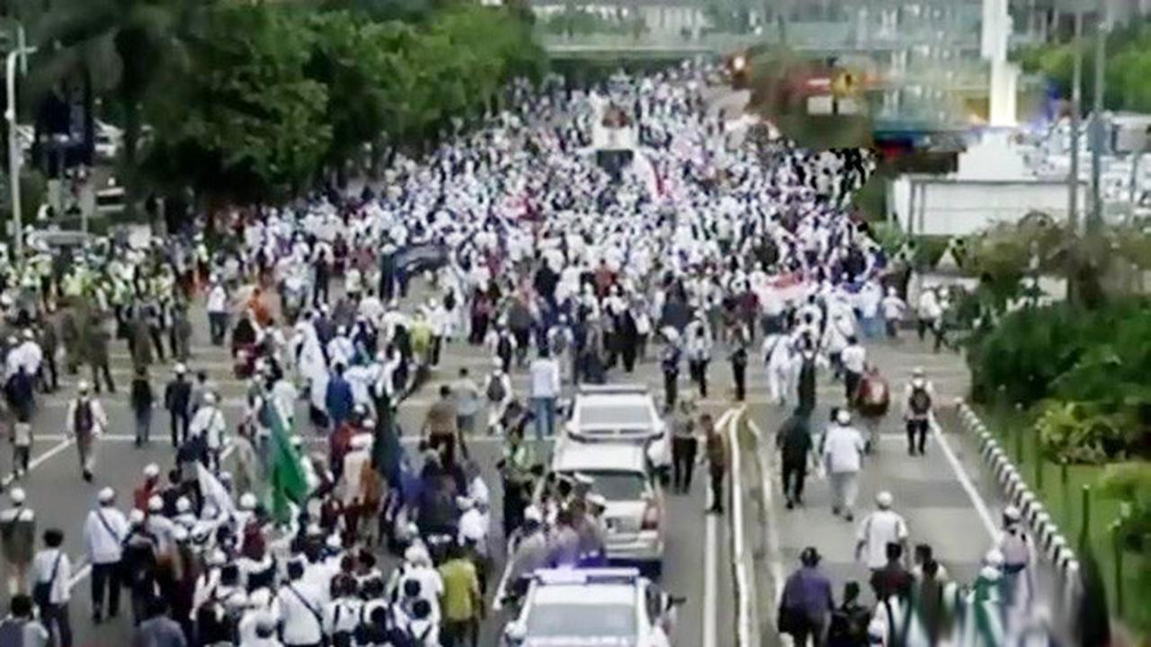 Massa Aksi 31 Maret Bubarkan Diri