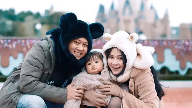 Denny Caknan pilih liburan ke Jepang bareng keluarga. (credit: instagram.com/denny_caknan)