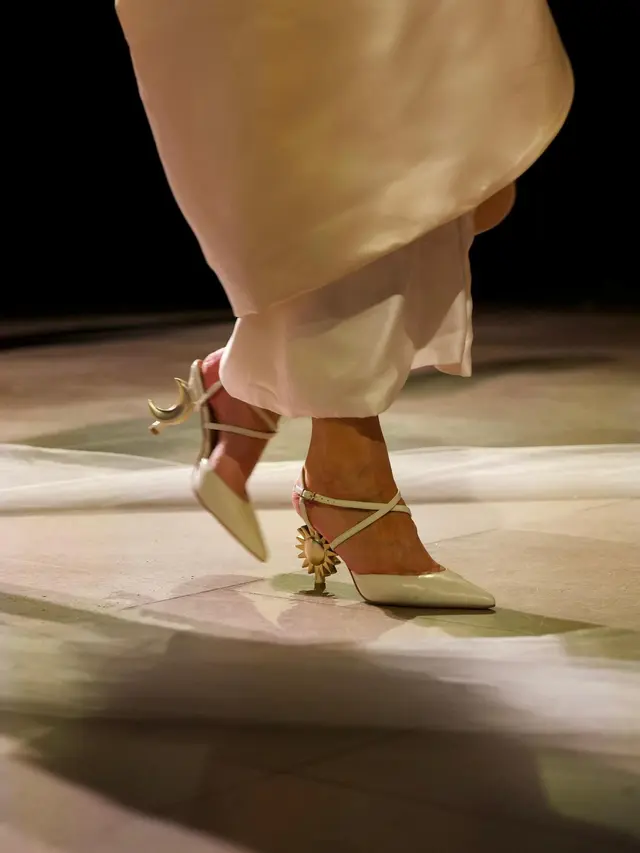 1001 Shoes di London Fashion Week