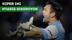 Kiper Nancy, Geoffrey Jourdren nyaris dikeroyok fans lawan akibat menendang bola ke arah fans lawan.