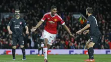 Penyerang muda Manchester United, Marcus Rashford melakukan selebrasi usai menjebol jala Midtjylland, pada Leg 2 Babak 32 Besar Liga Europa, di Stadion Old Trafford, beberapa waktu lalu. Rashford didukung Louis van Gaal untuk masuk ke timnas Inggris. (Reu