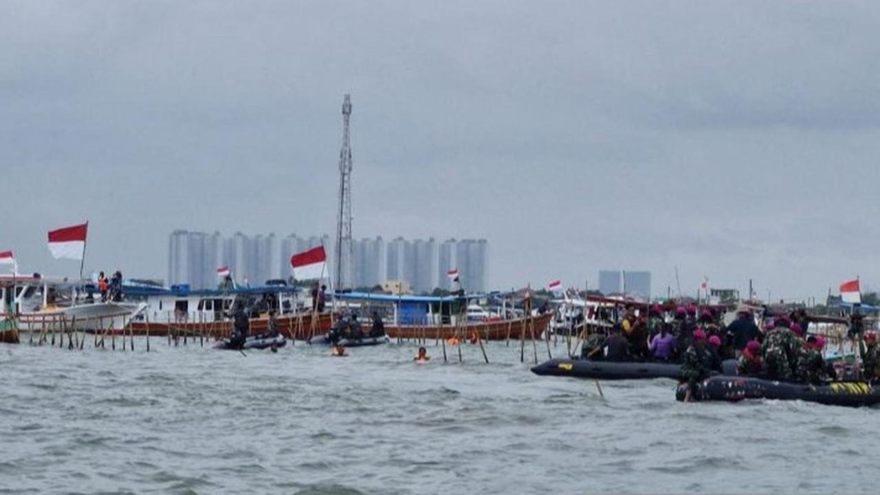Polisi Geledah Rumah hingga Kantor Desa Kohod Terkait Kasus Pagar Laut