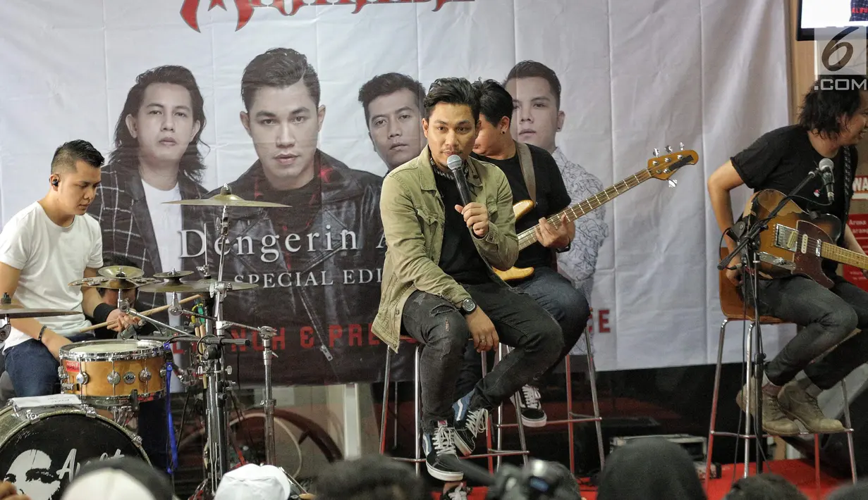 Album "Dengerin Abang Spesial Edition" tersebut merupakan album keenam yang dirilis oleh Armada. (Liputan6.com/Faizal Fanani)