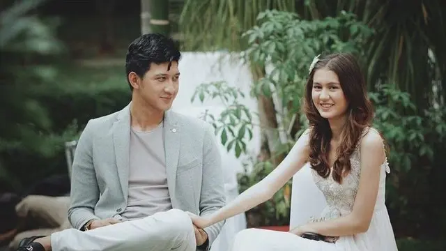 Putus Setelah 2,5 Tahun Pacaran, Ini 6 Potret Kenangan Aditya Zoni dan Zoe Abbas