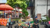 Kisah Penjual Kerak Telor, Ikon Pekan Raya Jakarta dari Masa ke Masa. (dok. Putri Astrian Surahman/Liputan6.com)