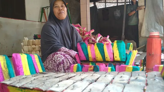 Gamelan Mini Ala Cirebon Dari Oplet Hingga Drum Minyak