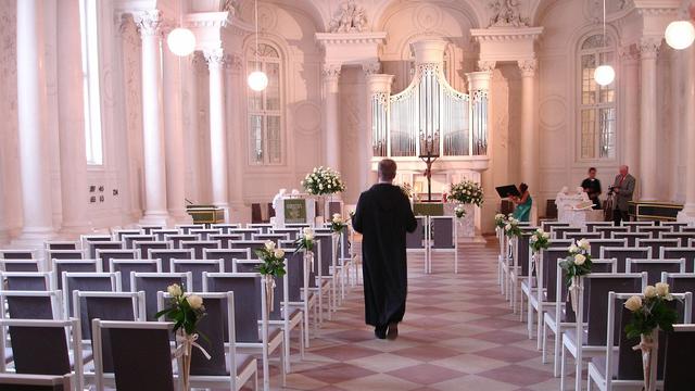 Ilustrasi mimpi, pendeta