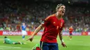 Setelah mencetak gol kemenangan di final Piala Eropa 2008, Fernando Torres kembali mencetak gol saat Spanyol menang 4-0 atas Italia di final Piala Eropa 2012 dan meraih sepatu emas dengan 3 gol. (www.squawka.com)