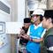 General Manager PLN UID Jakarta Raya, Moch. Andy Adchaminoerdin (tengah), meninjau Battery Energy Storage System di area Masjid Istiqlal, Jakarta. (Dok PLN)