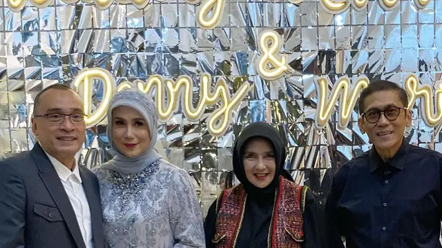 Marini Zumarnis dan Denny Wardhana rayakan wedding anniversary ke-25 (Foto: Instagram yatioctaviapangky)