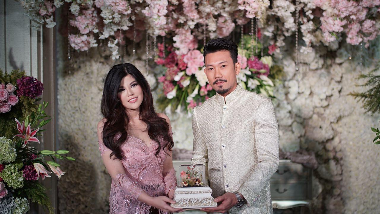 [Bintang] Denny Sumargo dan Dita Soedarjo