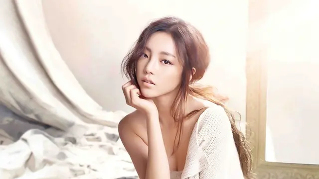 6 Foto Penampilan Idola KPop Sebelum dan Sesudah Operasi Plastik