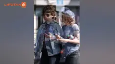 Kristen Stewart tampak tidak canggung menggandeng mesra yang diduga sebagai kekasih wanitanya yang baru.