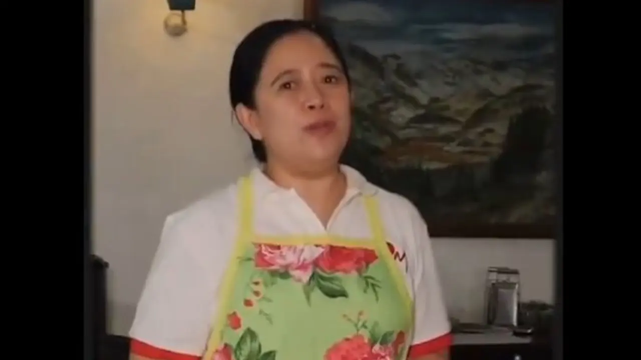 Memasak di Acara Makan |Siang untuk Anggota Partainya di Solo, Aksi Puan Maharani Tuai Pujian.