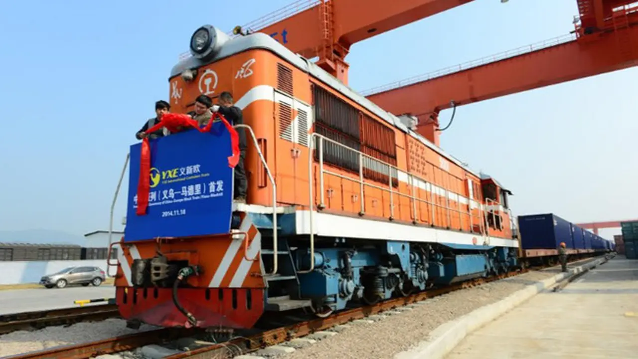kereta terpanjang