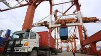 Data manifest kargo yang akurat dari barang yang dikirim melalui peti kemas, maupun non-peti kemas (general cargo) sangat penting untuk mengembangkan sistem logistik nasional.