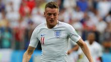 Pemain Inggris Jamie Vardy berlari sambil menggiring bola saat melawan Panama dalam pertandingan Piala Dunia 2018 di Nizhny Novgorod Stadium, Rusia (24/6). Skor tersebut adalah kali pertama Inggris menghasilkan enam gol di Piala Dunia. (AP/Alastair Grant)