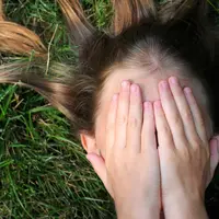 ilustrasi rambut sehat | unsplash.com/@benhershey