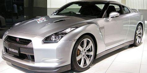 Nissan GT-R
