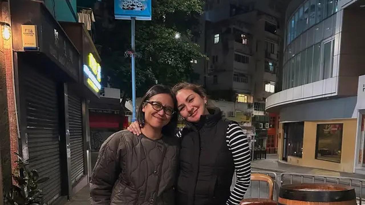 Bersahabat 22 Tahun, Ini 6 Potret Donna Agnesia Liburan Perdana Bareng Sahabat