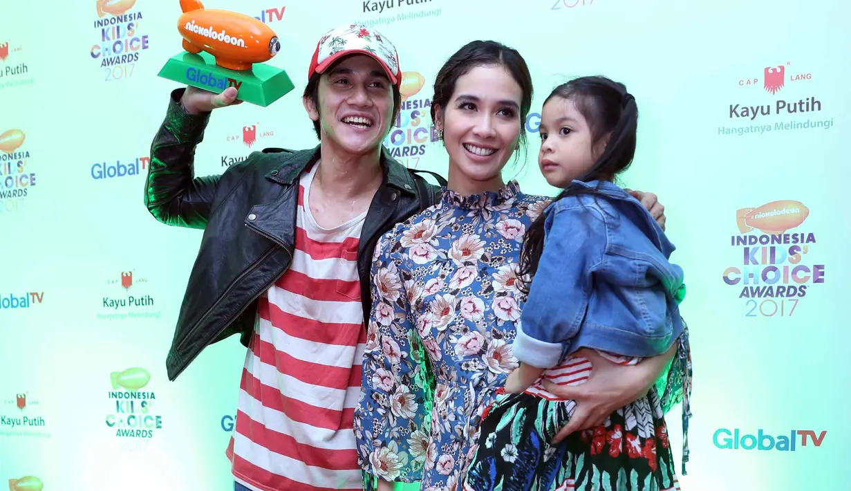 Suami Marsha Timothy itu banyak mengurangi kegiatannya selama menjalani ibadah puasa. Sedangkan pada puasa tahun ini, ia juga mengikuti worshop untuk film terbarunya, Wiro Sableng. (Nurwahyunan/Bintang.com)