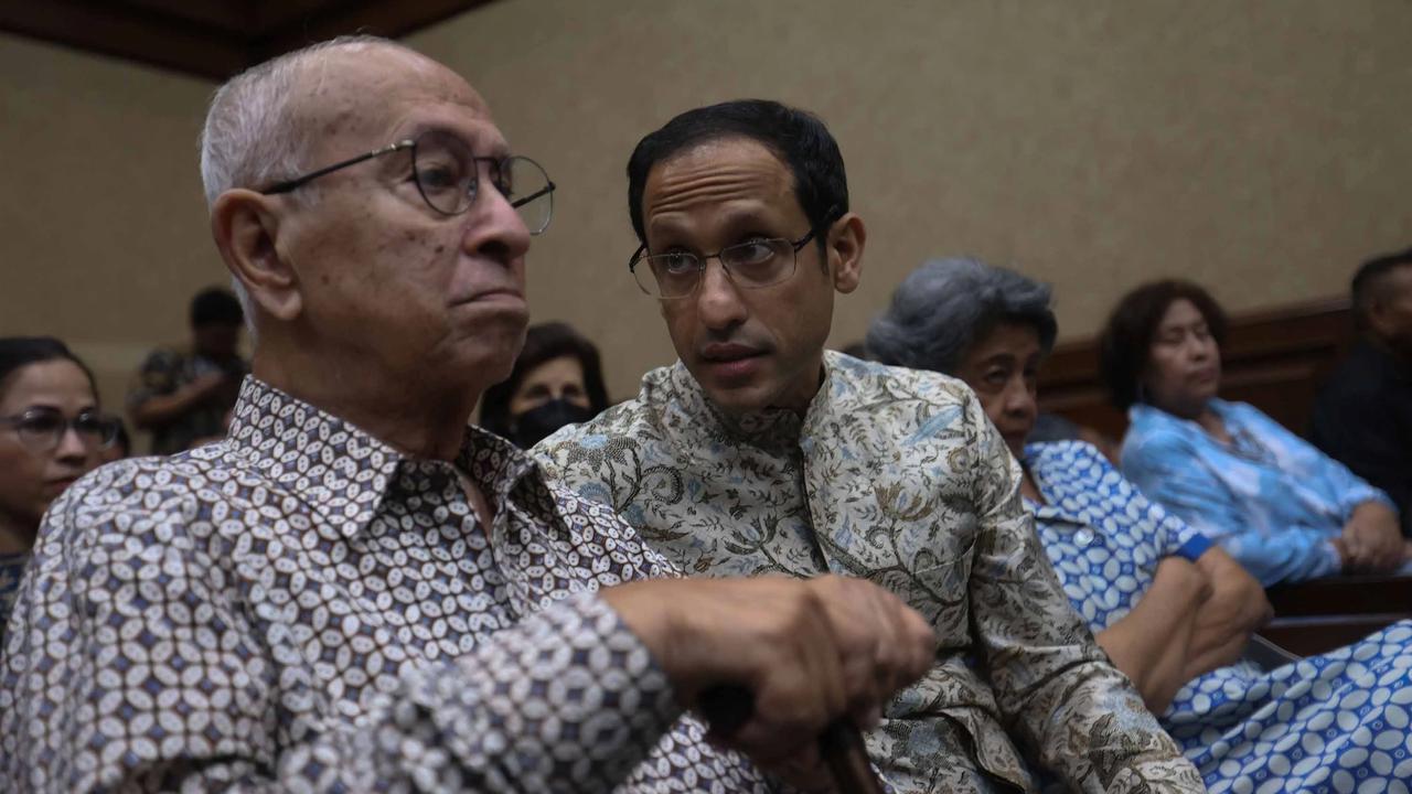FOTO: Sidang Korupsi Chromebook Nadiem Makarim Soroti Kesehatan dan Alat Bukti