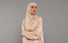 Gaya Gamis Lebaran 2025, Simplicity Modern dengan Detail Feminin di Hari yang Fitri