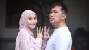 Lewat YouTube Channelnya, Zaskia menceritakan tentang kehamilannya tersebut. Ia pun melewati berbagai drama di awal kehamilan. Salah satunya, ketidaksiapan mental sehingga membuatnya ingin menggugurkan kandungan. (Instagram/zaskiaadyamecca)