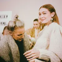 Lahirnya anak Zayn Malik dan Gigi Hadid nampaknya menjadi kabar bahagia untuk masyarakat di dunia maya juga. Tak jarang yang menyebutkan bahwa keponakan online mereka sudah lahir ke dunia ini. (Instagram/gigihadid)